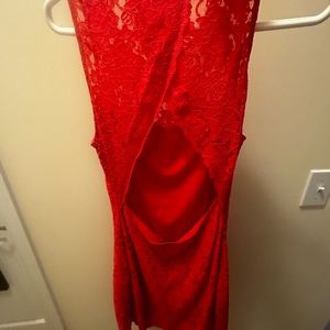 Open back lace sleeveless dress